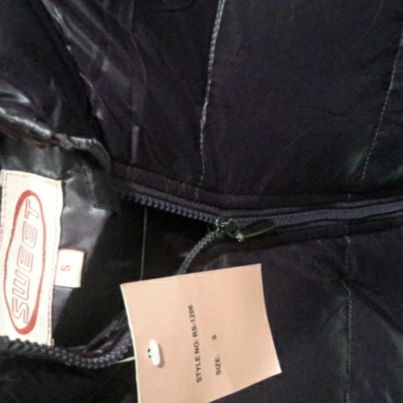 Pure Puff Coat - Picture 3 of 4